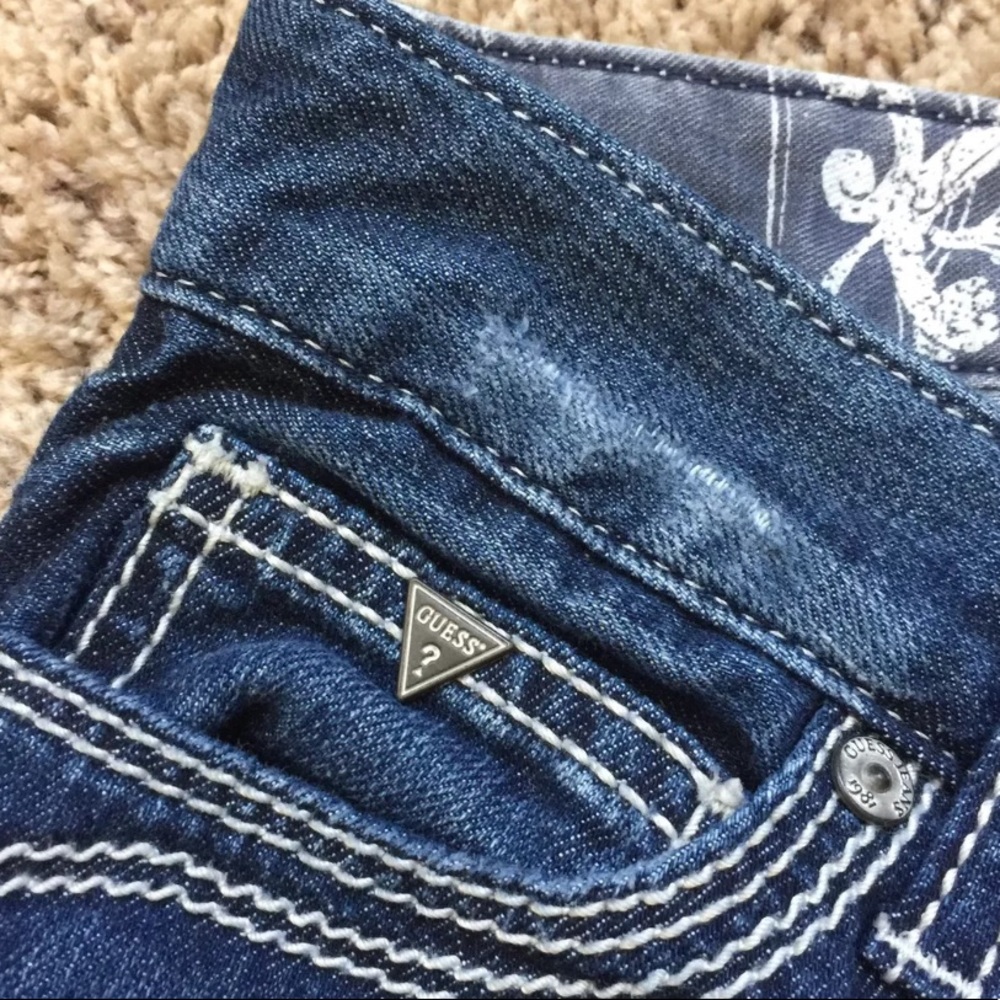 🎀Guess Foxy Flare Distressed Jeans🎀 - Picture 3 of 8